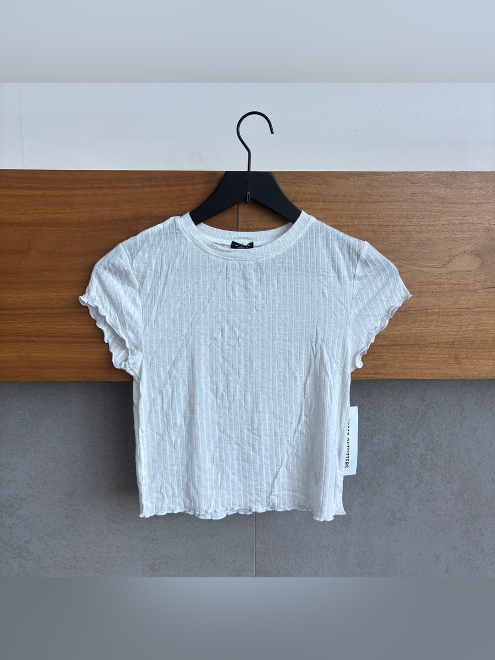 NWT Urban Outfitters White Cropped Top, Size M